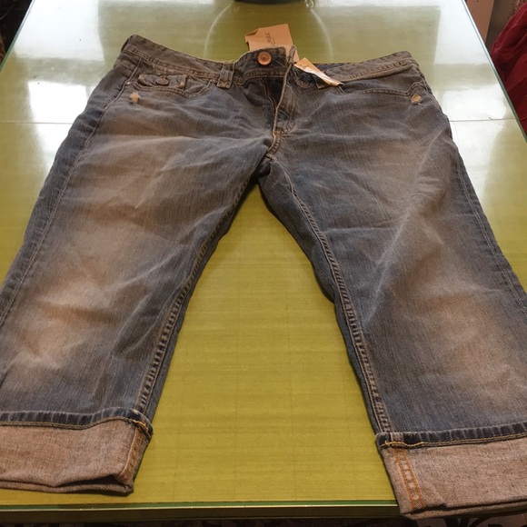 Banana Republic Premium Denim, Size 12, Cropped - Picture 2 of 6